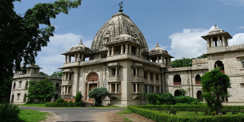 Kirti_Mandir,_Vadadora_(Baroda)India_